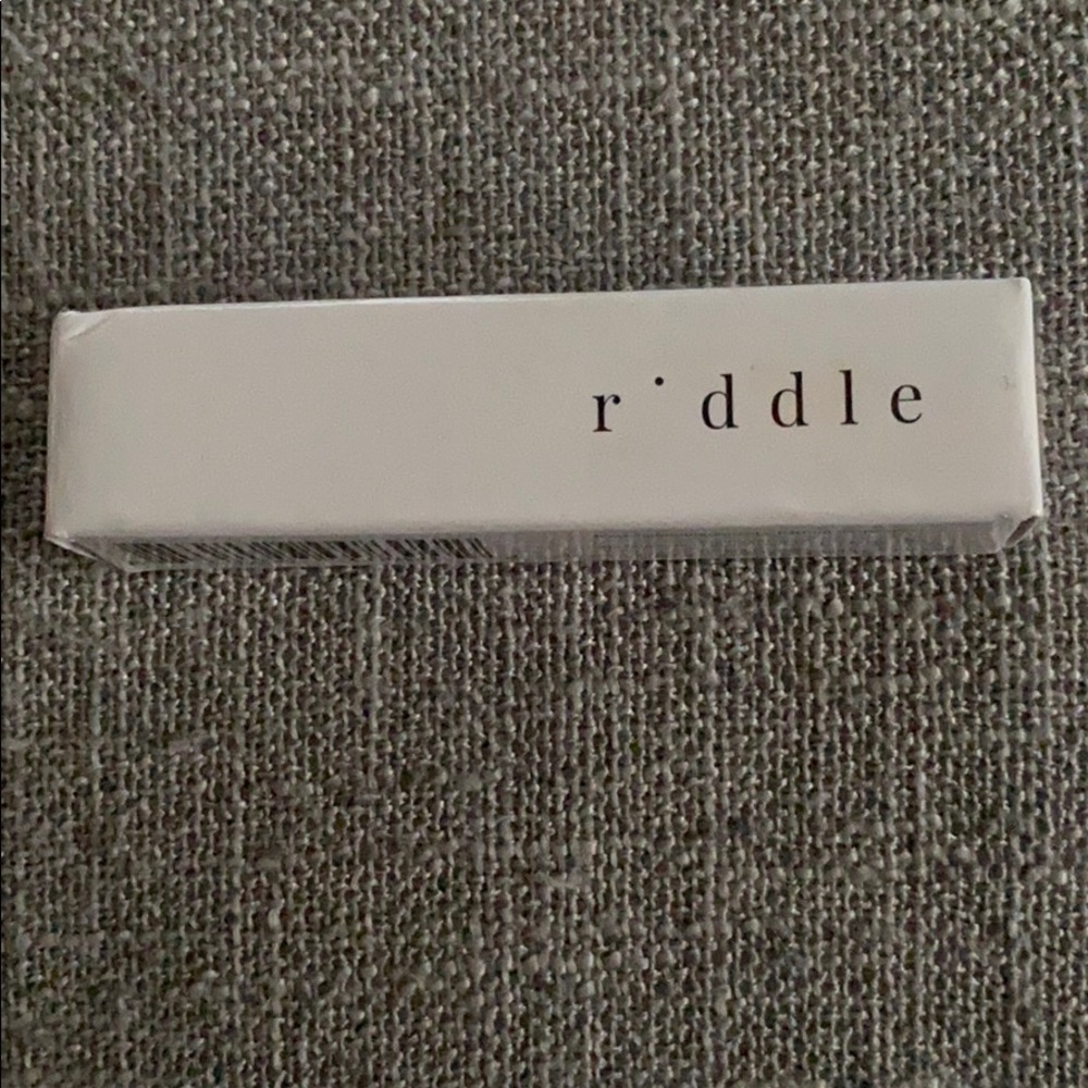 r •ddle original roll on oil fragrance oil.